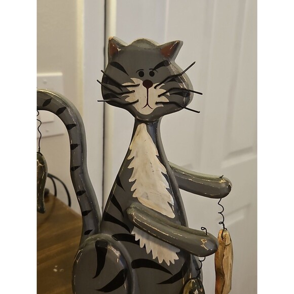 Rustic Folk Art Gray & White Fishing Cat Wood Décor - Picture 4 of 8